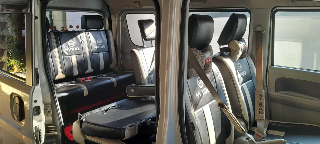 Nissan Clipper Mini Van